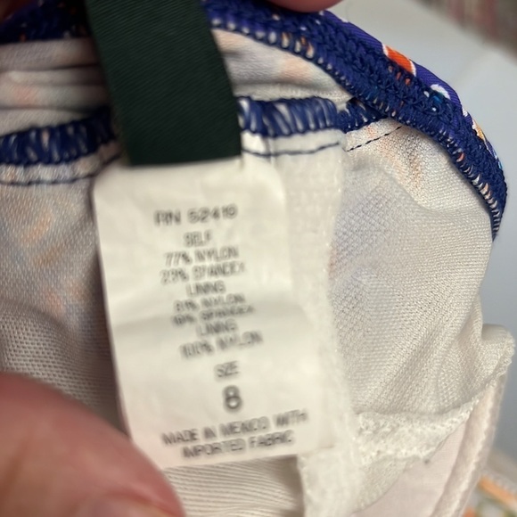 Lauren Ralph Lauren One Shoulder Paisley print bathing suit size 8 - Picture 9 of 10